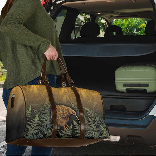 New Zealand Kiwi Bird Travel Bag Silver Fern Mix Maori Pattern