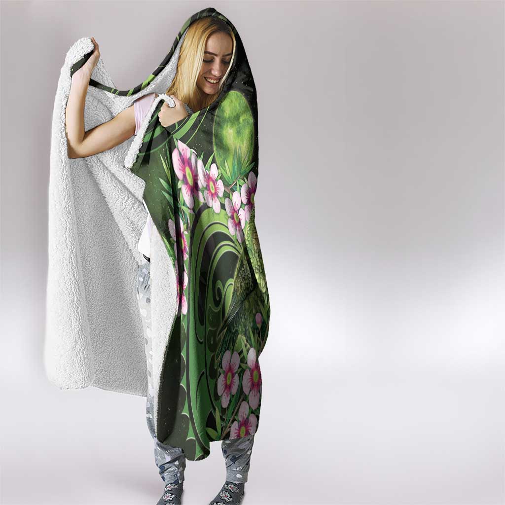 New Zealand Aotearoa Kakapo Hooded Blanket Maori Pattern With Manuka Galaxy Style - Aussie Hoodie