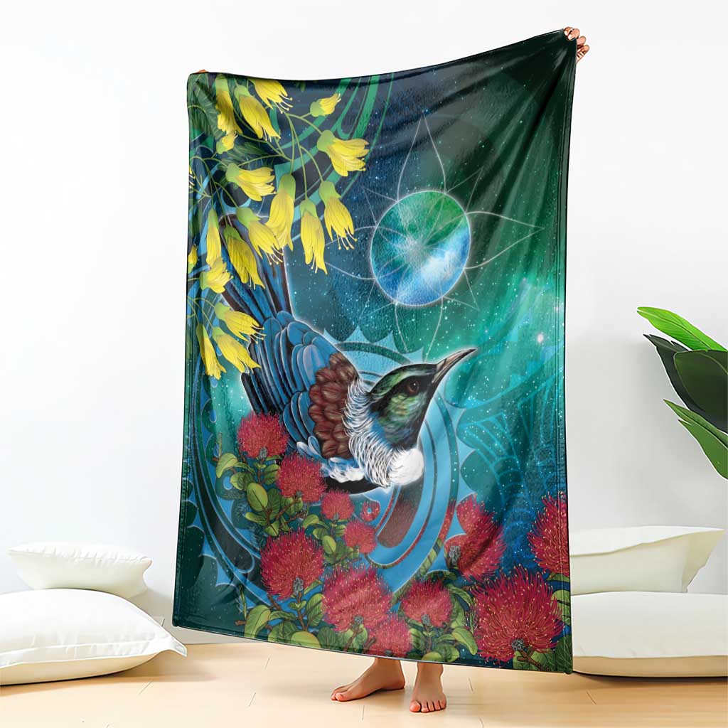 New Zealand Tui Bird Blanket Maori Koru With Pohutukawa Galaxy Style - Aussie Hoodie
