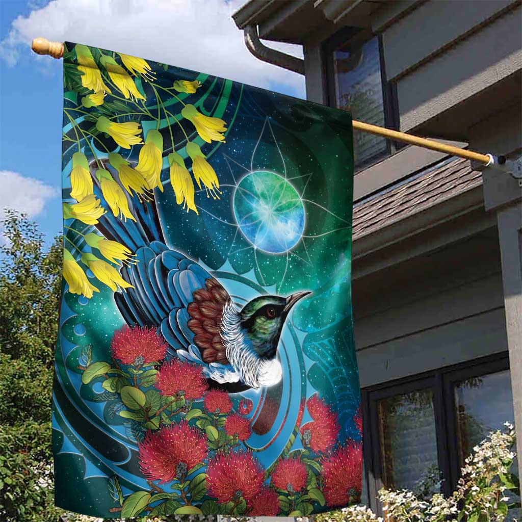 New Zealand Tui Bird Garden Flag Maori Koru With Pohutukawa Galaxy Style - Aussie Hoodie