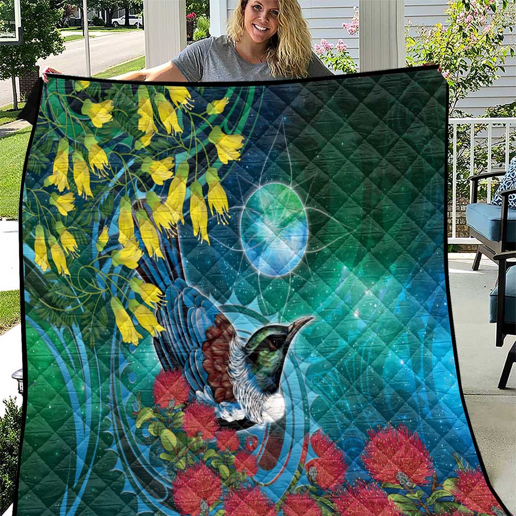 New Zealand Tui Bird Quilt Maori Koru With Pohutukawa Galaxy Style - Aussie Hoodie
