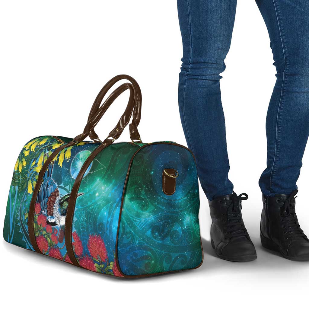New Zealand Tui Bird Travel Bag Maori Koru With Pohutukawa Galaxy Style - Aussie Hoodie