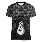 New Zealand Maori Women V-Neck T-Shirt Poutama Manaia Black Paua Shell