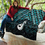 New Zealand Maori Quilt Poutama Manaia Turquoise Paua Shell