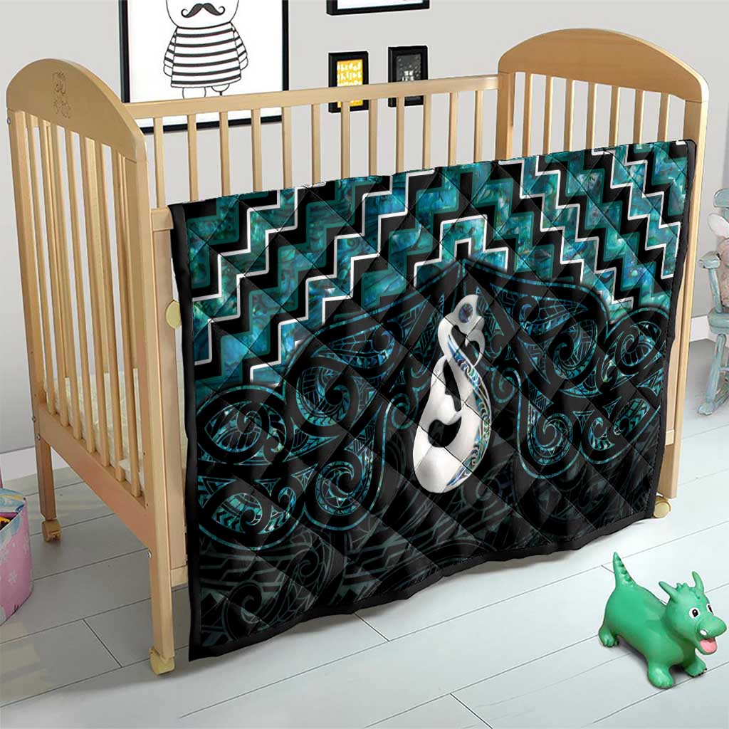New Zealand Maori Quilt Poutama Manaia Turquoise Paua Shell