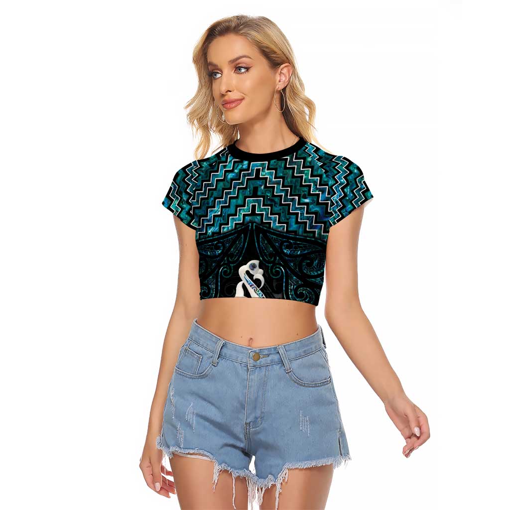 New Zealand Maori Raglan Cropped T Shirt Poutama Manaia Turquoise Paua Shell