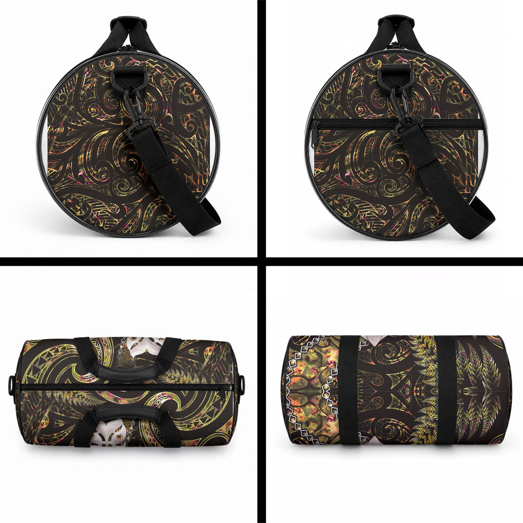 New Zealand Aotearoa Duffle Bag Maori Wheku Paua Shell Glitter Gold