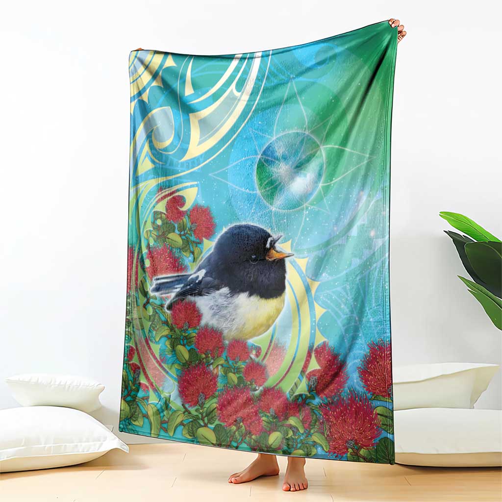 New Zealand Tomtit Blanket Maori Koru With Pohutukawa Galaxy Style - Aussie Hoodie