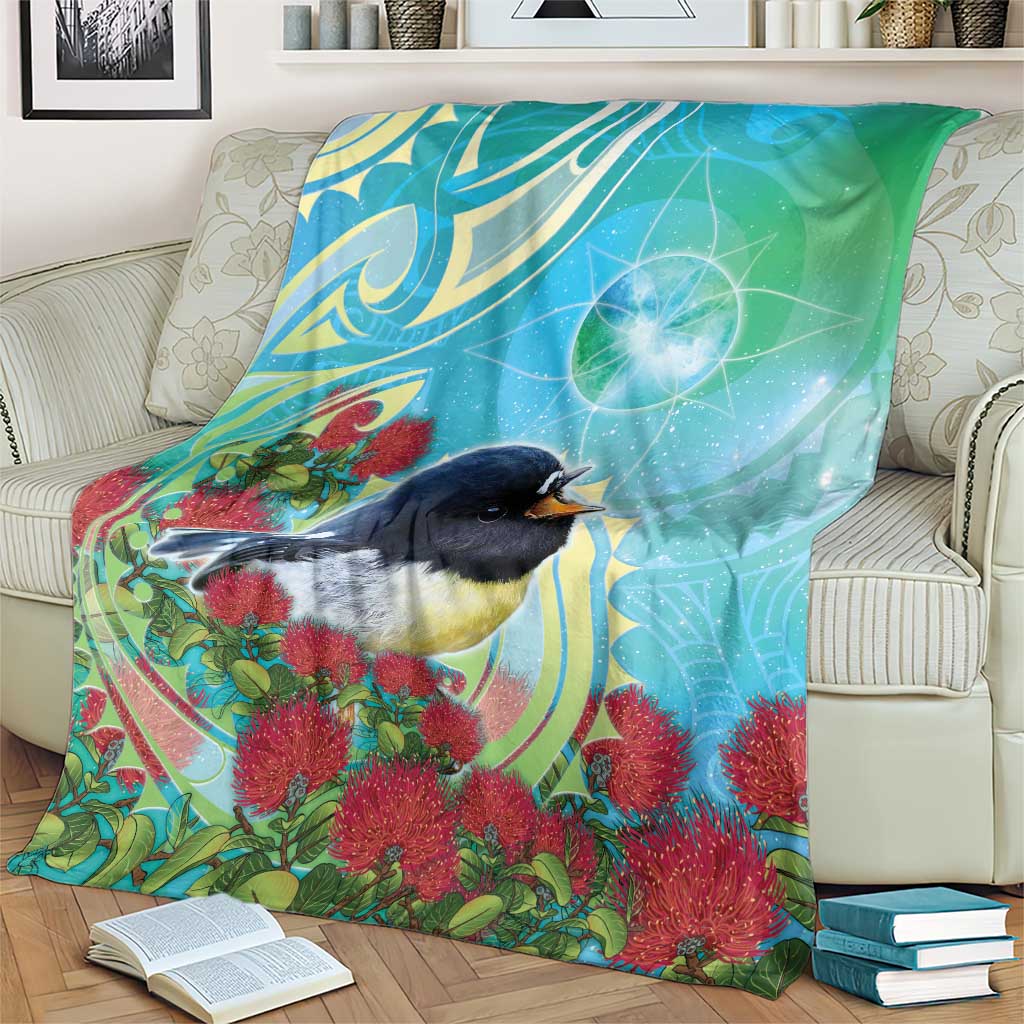New Zealand Tomtit Blanket Maori Koru With Pohutukawa Galaxy Style - Aussie Hoodie