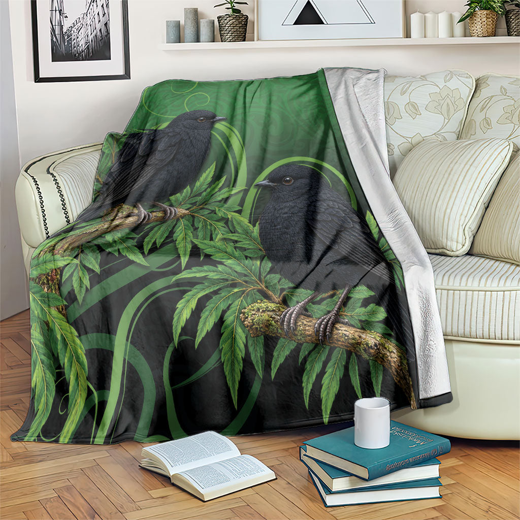 New Zealand Black Robin Blanket Karure Maori Koru Art Tattoo