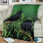 New Zealand Black Robin Blanket Karure Maori Koru Art Tattoo