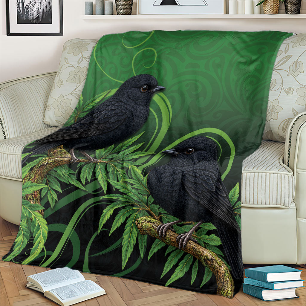 New Zealand Black Robin Blanket Karure Maori Koru Art Tattoo