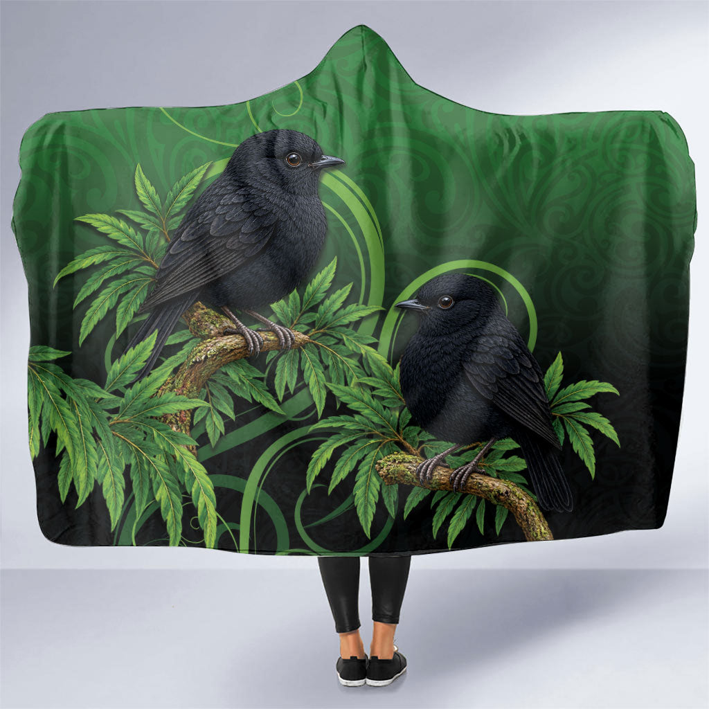 New Zealand Black Robin Hooded Blanket Karure Maori Koru Art Tattoo