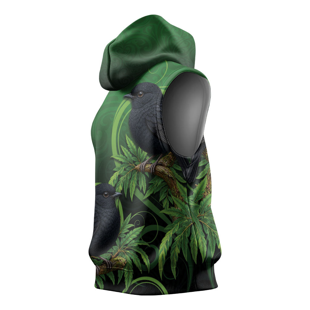 New Zealand Black Robin Sleeveless Hoodie Karure Maori Koru Art Tattoo