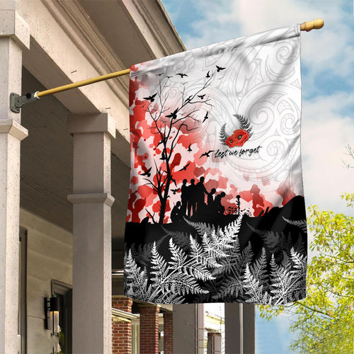 Kei Wareware Tatou New Zealand ANZAC Day Garden Flag Lest We Forget