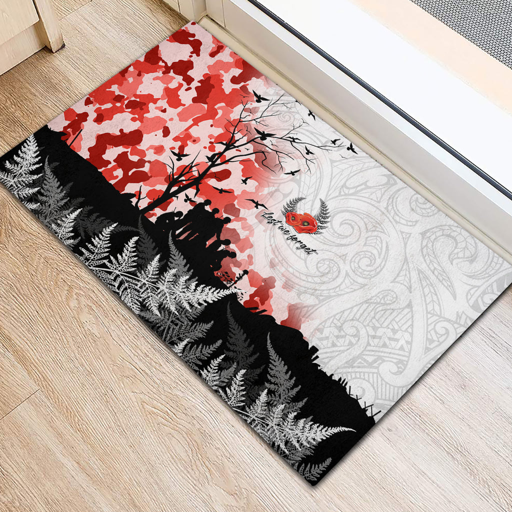 Kei Wareware Tatou New Zealand ANZAC Day Rubber Doormat Lest We Forget