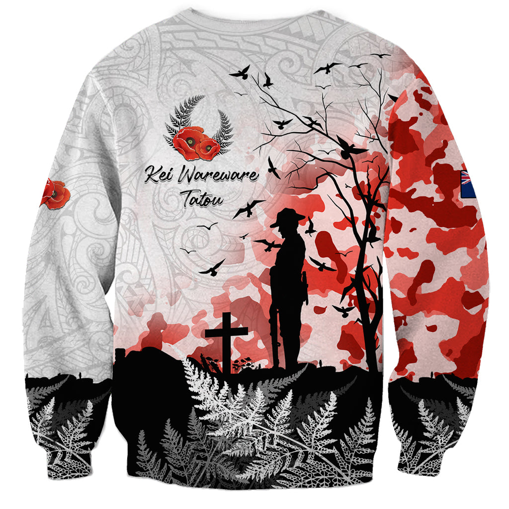 Kei Wareware Tatou New Zealand ANZAC Day Sweatshirt Lest We Forget