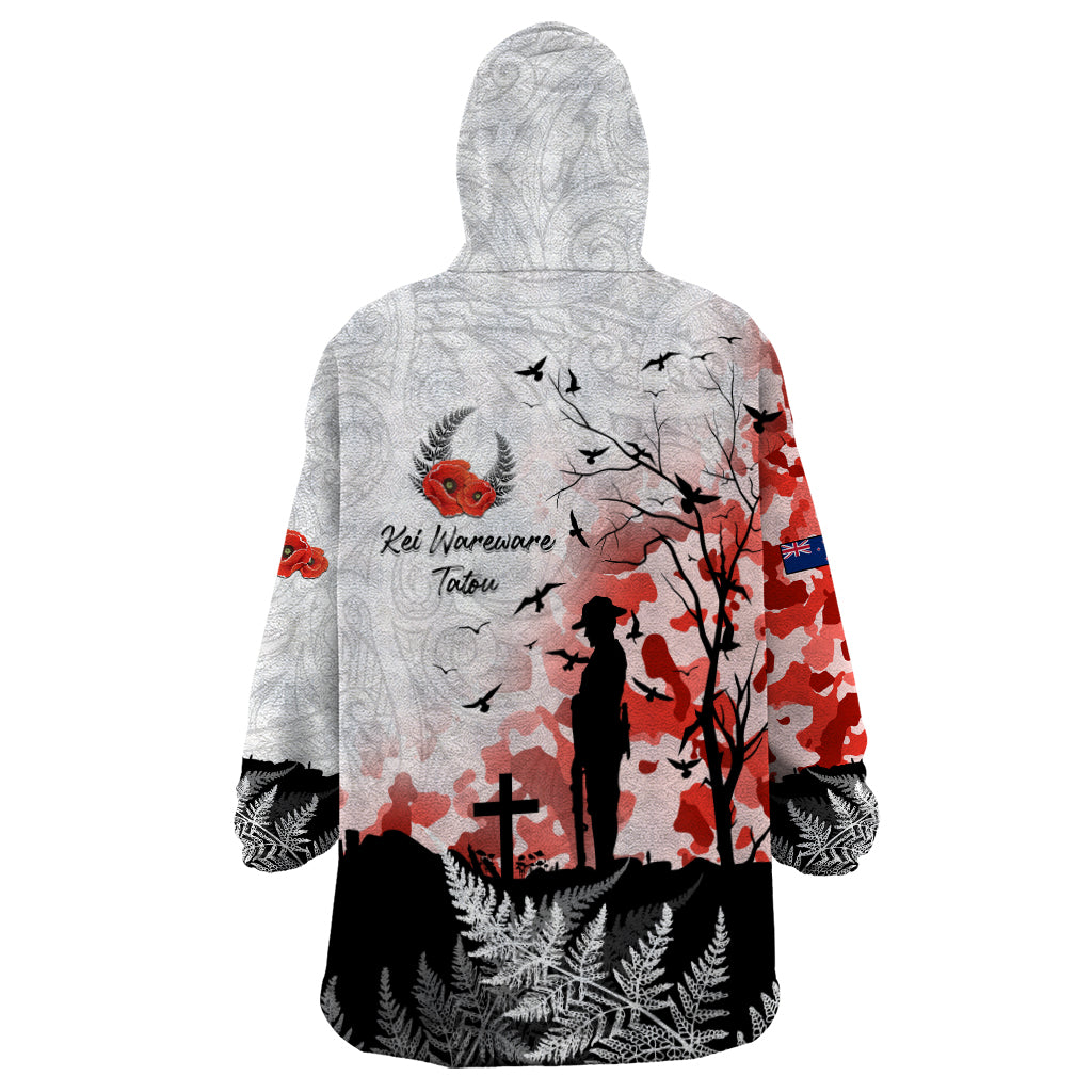 Kei Wareware Tatou New Zealand ANZAC Day Wearable Blanket Hoodie Lest We Forget