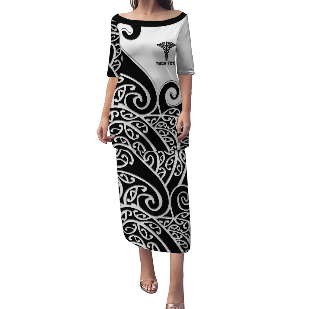 Personalised New Zealand Nurse Puletasi Maori Koru Black Version