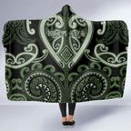 Aotearoa Ngati Awa Hooded Blanket Maori Tribal Pattern