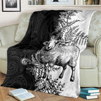 New Zealand Aotearoa Hipi Blanket Maori Pattern