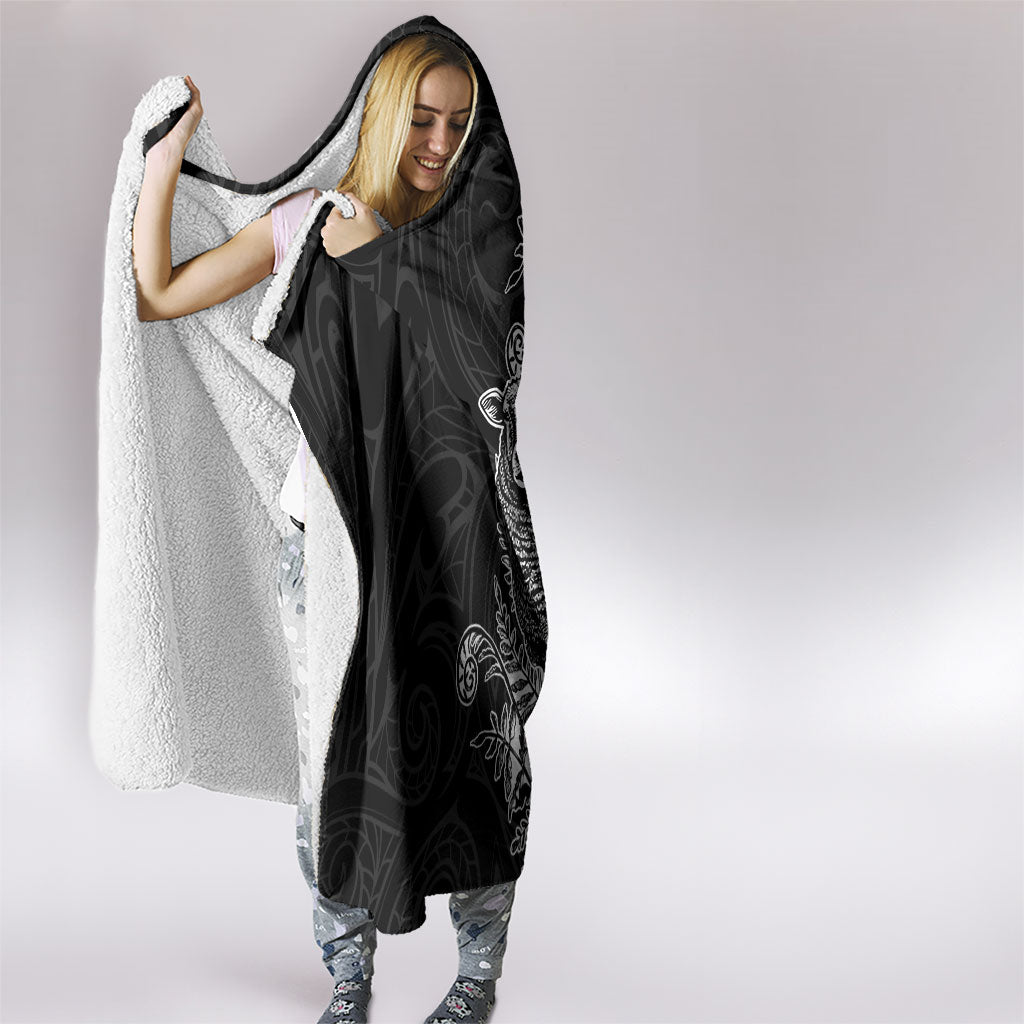 New Zealand Aotearoa Hipi Hooded Blanket Maori Pattern
