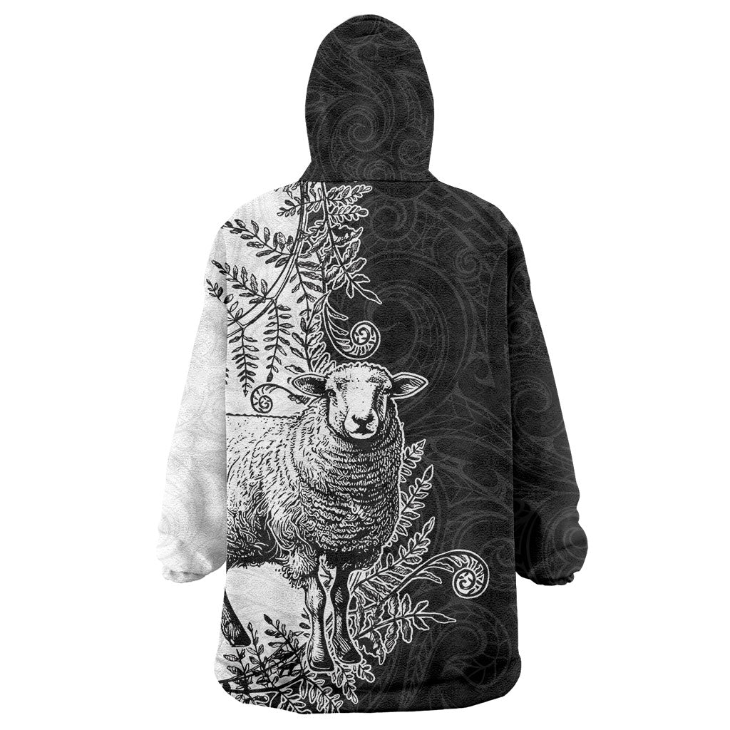 New Zealand Aotearoa Hipi Wearable Blanket Hoodie Maori Pattern