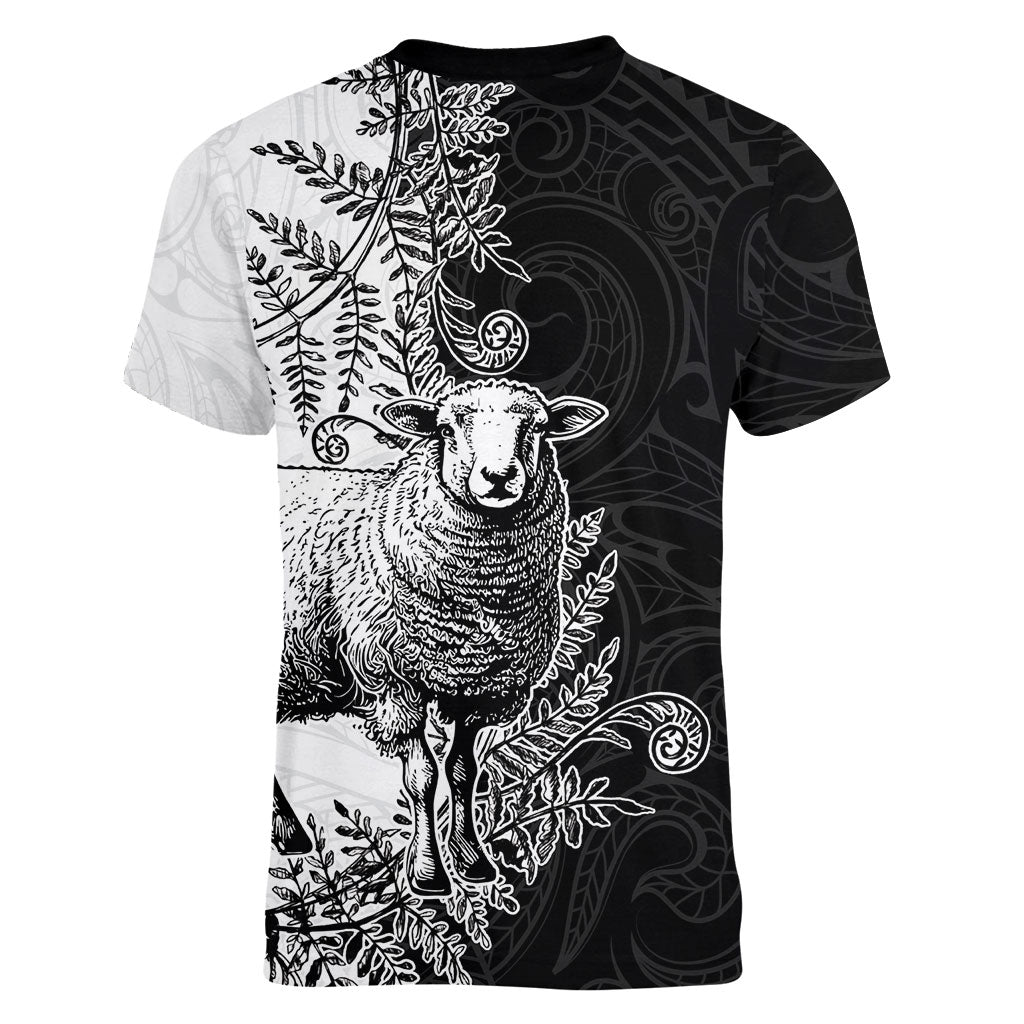 New Zealand Aotearoa Hipi Women V-Neck T-Shirt Maori Pattern