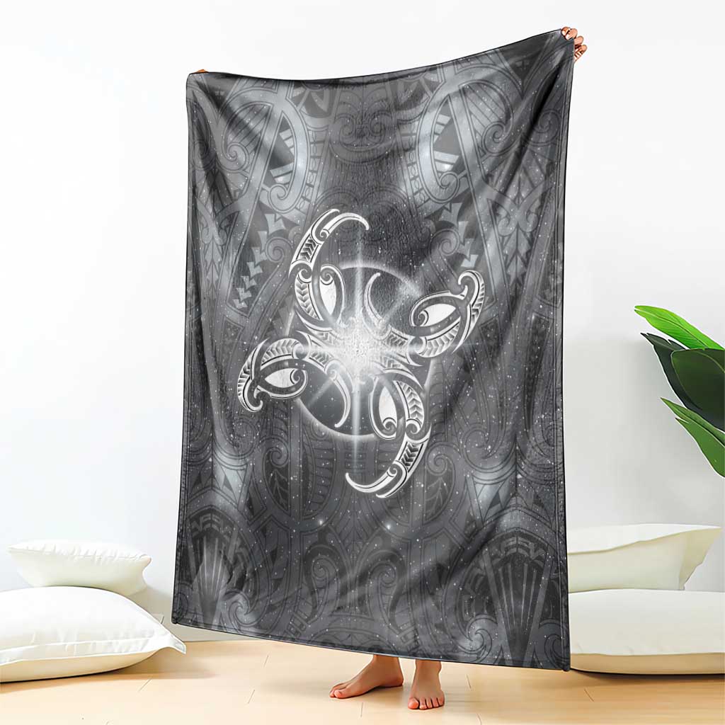 New Zealand Matariki Ururangi Blanket Maori Moko Grey Galaxy
