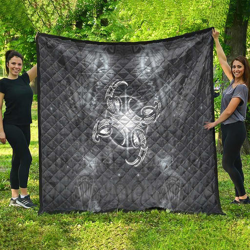 New Zealand Matariki Ururangi Quilt Maori Moko Grey Galaxy