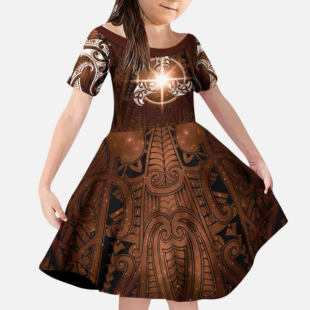 New Zealand Matariki Tupuanuku Kid Short Sleeve Dress Maori Moko Brown Galaxy