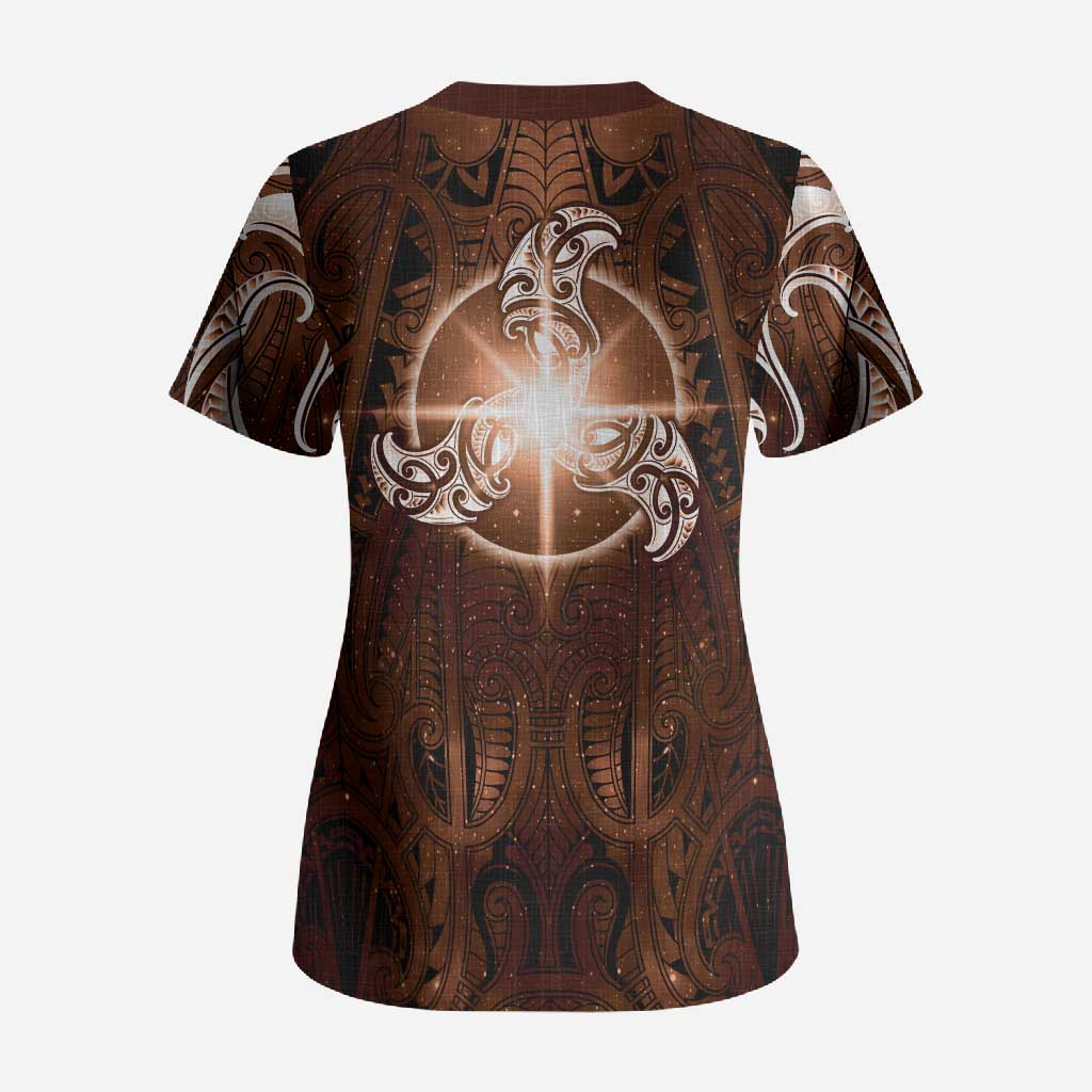New Zealand Matariki Tupuanuku Scrub Top Maori Moko Brown Galaxy