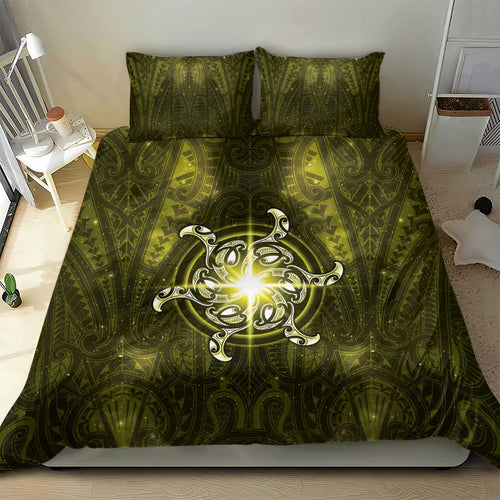 New Zealand Matariki Hiwaiterangi Bedding Set Maori Moko Yellow Galaxy
