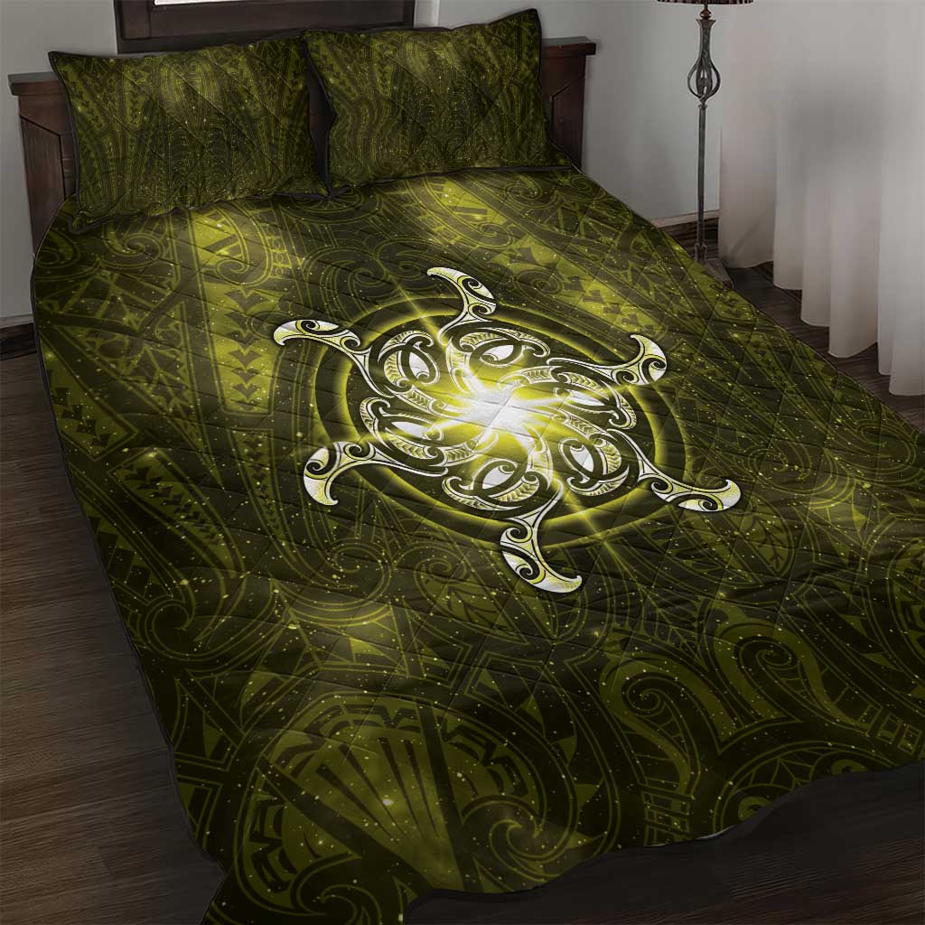 New Zealand Matariki Hiwaiterangi Quilt Bed Set Maori Moko Yellow Galaxy