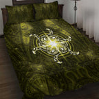New Zealand Matariki Hiwaiterangi Quilt Bed Set Maori Moko Yellow Galaxy