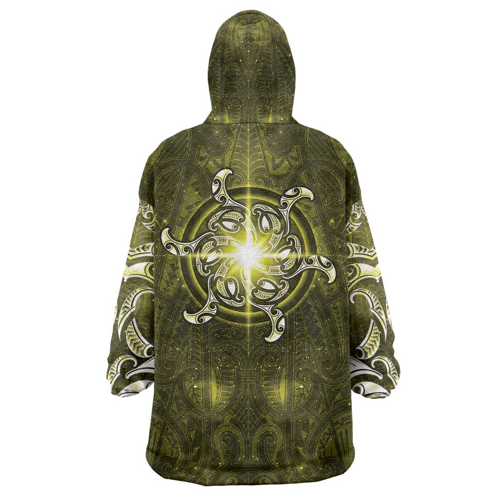 New Zealand Matariki Hiwaiterangi Wearable Blanket Hoodie Maori Moko Yellow Galaxy