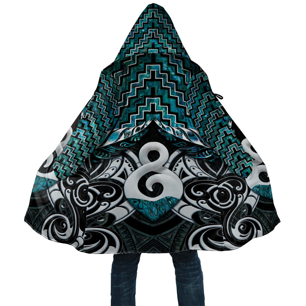 New Zealand Maori Cloak Poutama Pikorua - Single Twist Paua Shell
