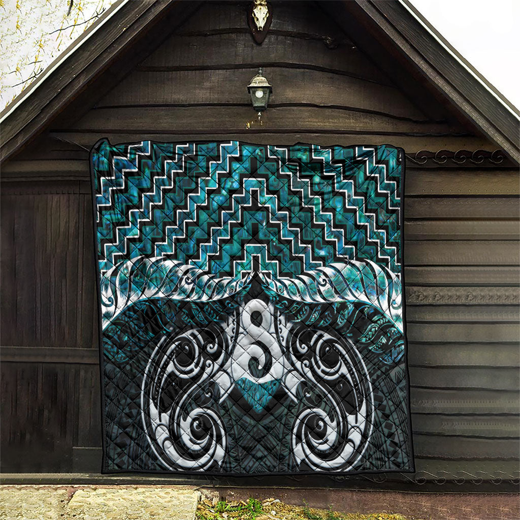 New Zealand Maori Quilt Poutama Pikorua - Single Twist Paua Shell