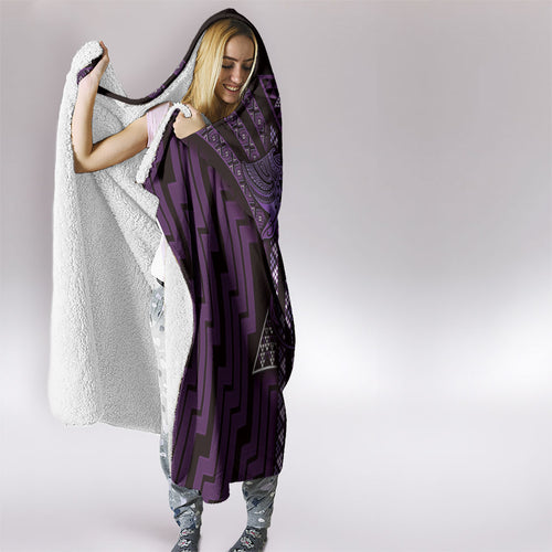 New Zealand Manta Ray Hooded Blanket Maori Tukutuku Taniko Motifs Purple