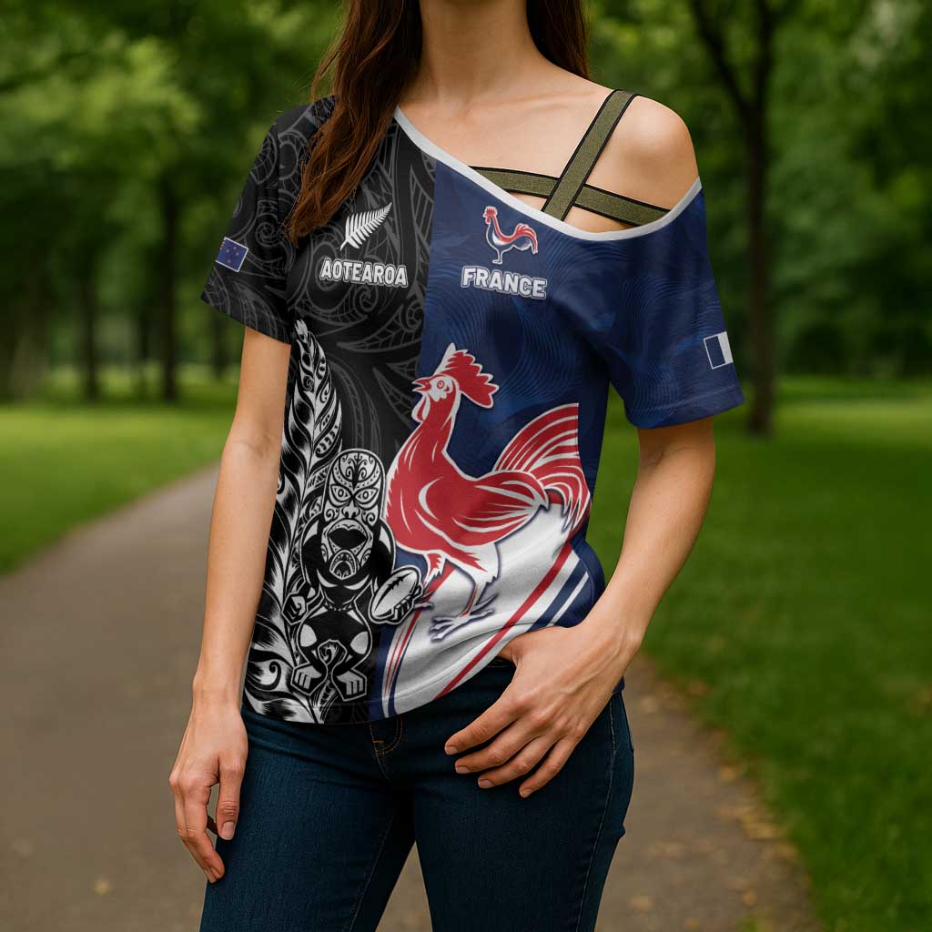France And New Zealand Rugby Custom Cross Shoulder Shirt Les Bleus Rooster With Maori Tiki - Aussie Hoodie