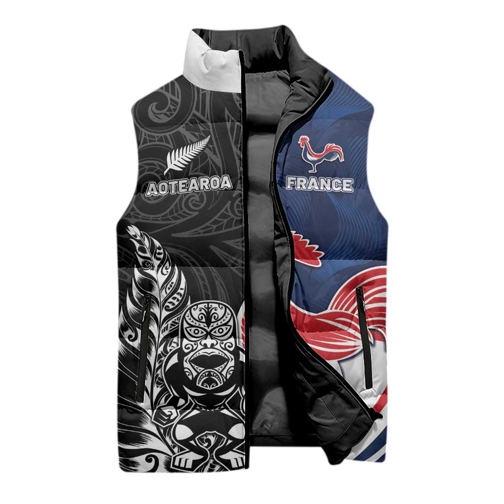 France And New Zealand Rugby Custom Sleeveless Puffer Jacket Les Bleus Rooster With Maori Tiki - Aussie Hoodie