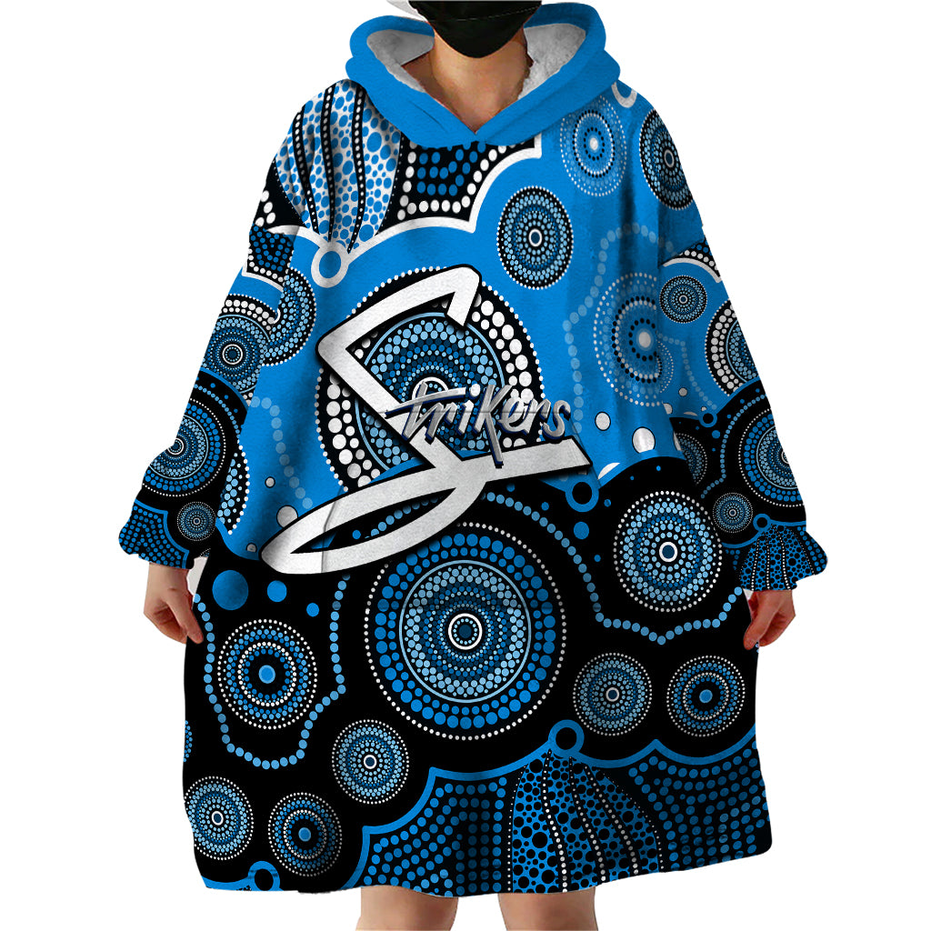 custom-text-and-number-strikers-bbl-wearable-blanket-hoodie-aboriginal-patterns