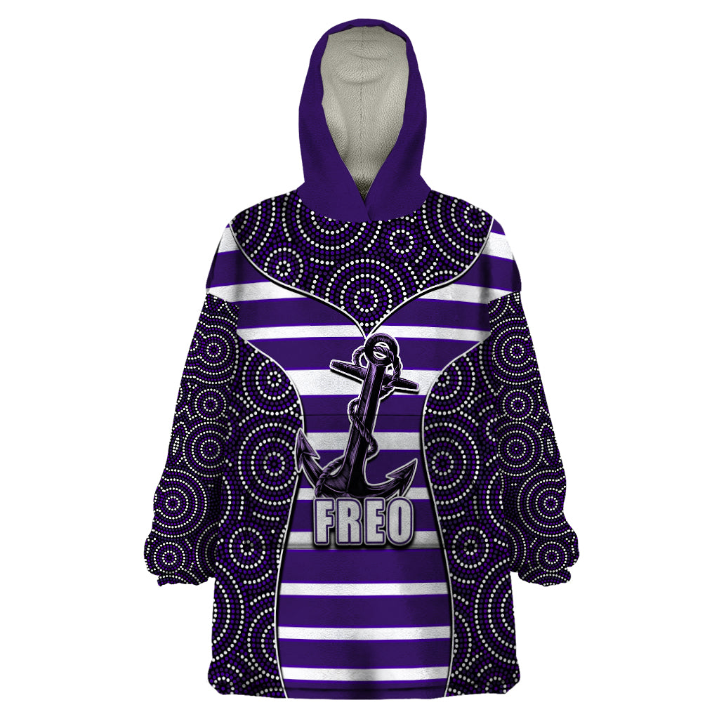 afl-freo-wearable-blanket-hoodie-mix-dot-aboriginal