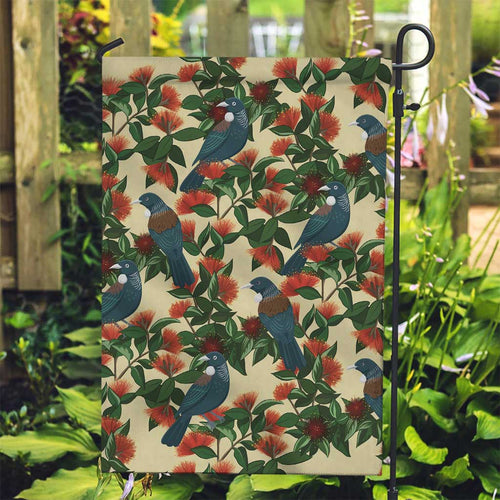 New Zealand Christmas Garden Flag Romantic Tui Birds on Pohutukawa - Ivory - Aussie Hoodie
