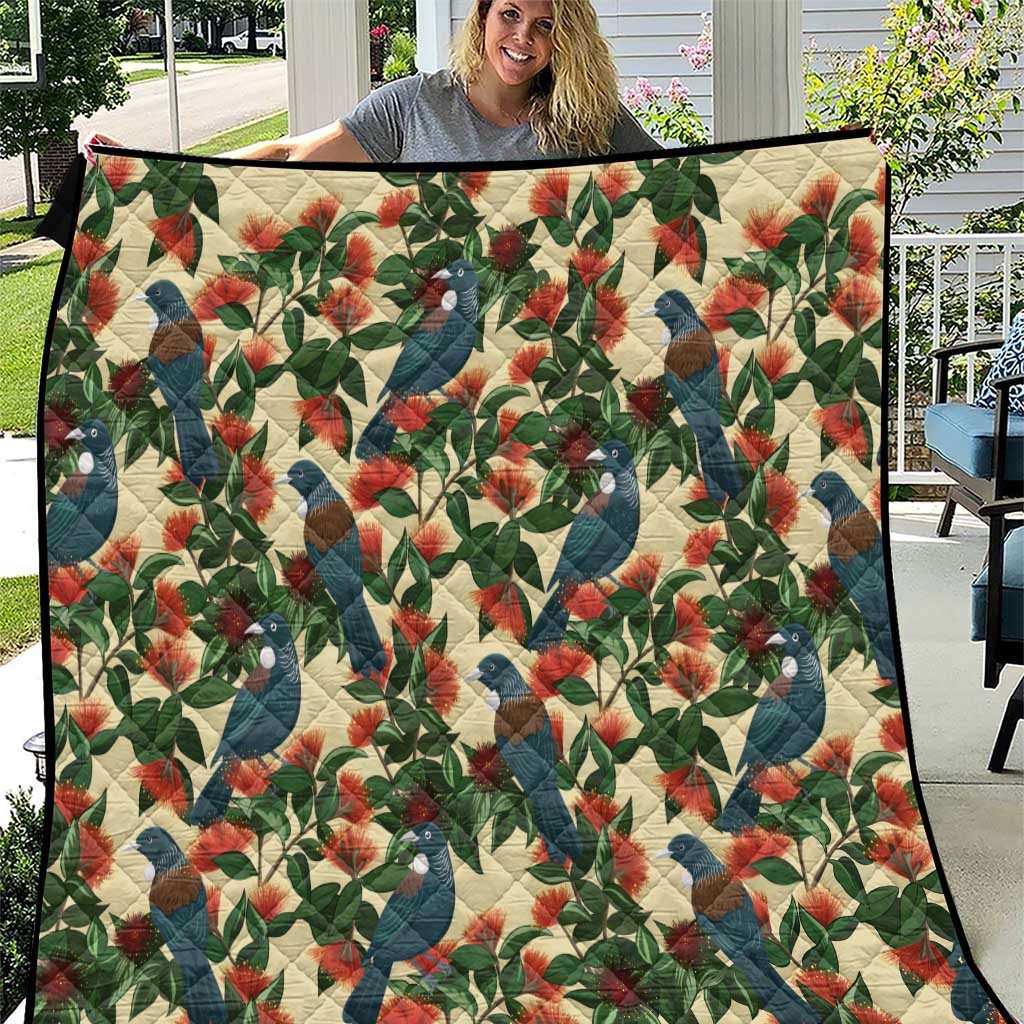 New Zealand Christmas Quilt Romantic Tui Birds on Pohutukawa - Ivory - Aussie Hoodie