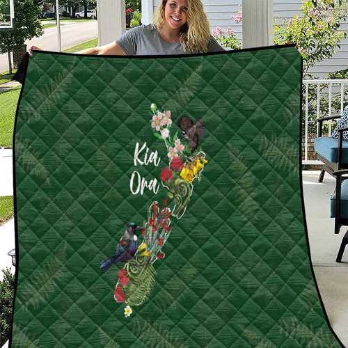Kia Ora New Zealand Floral Quilt Sage Green - Aussie Hoodie