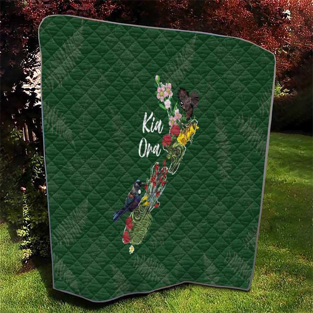 Kia Ora New Zealand Floral Quilt Sage Green - Aussie Hoodie