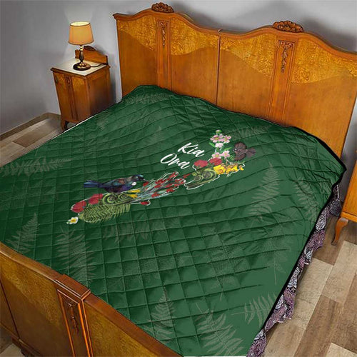 Kia Ora New Zealand Floral Quilt Sage Green - Aussie Hoodie