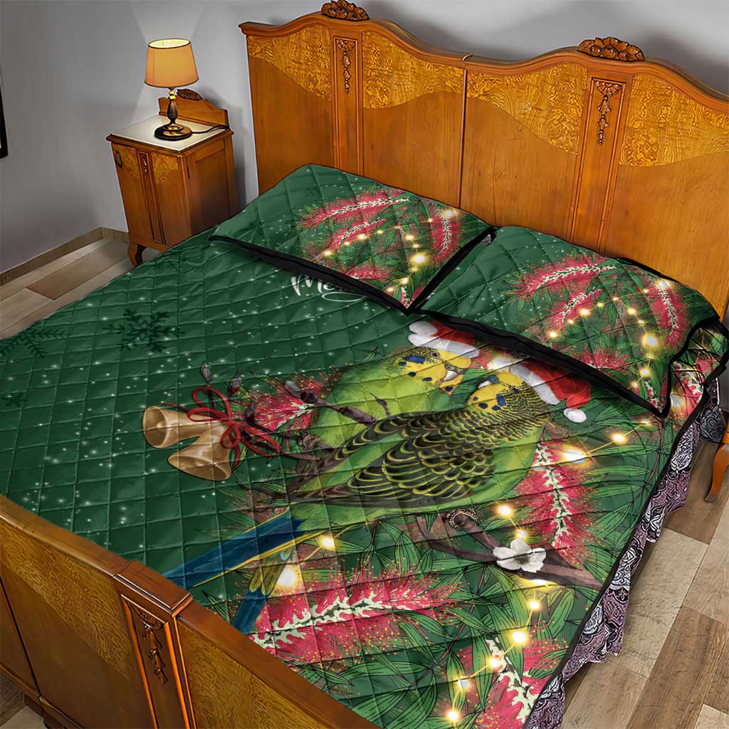 Green Budgerigars on Callistemon Quilt Bed Set Merry Christmas Aussie - Aussie Hoodie