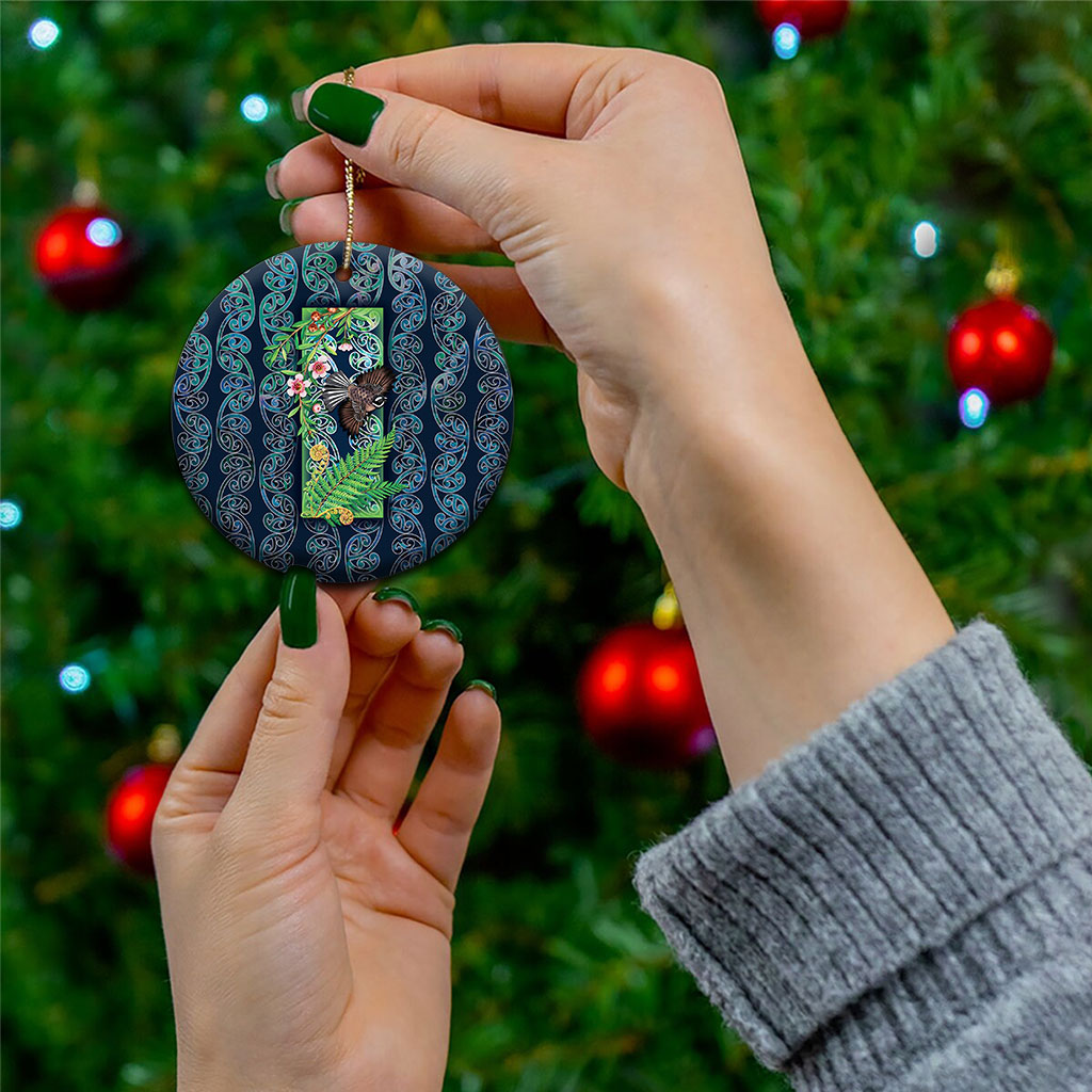 Aotearoa Maori Mangopare Christmas Ceramic Ornament Pikawakawa and Tui